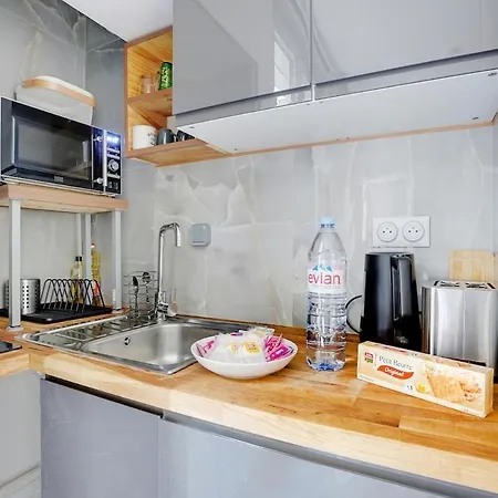 Cozy 2p Batignolles * Paris